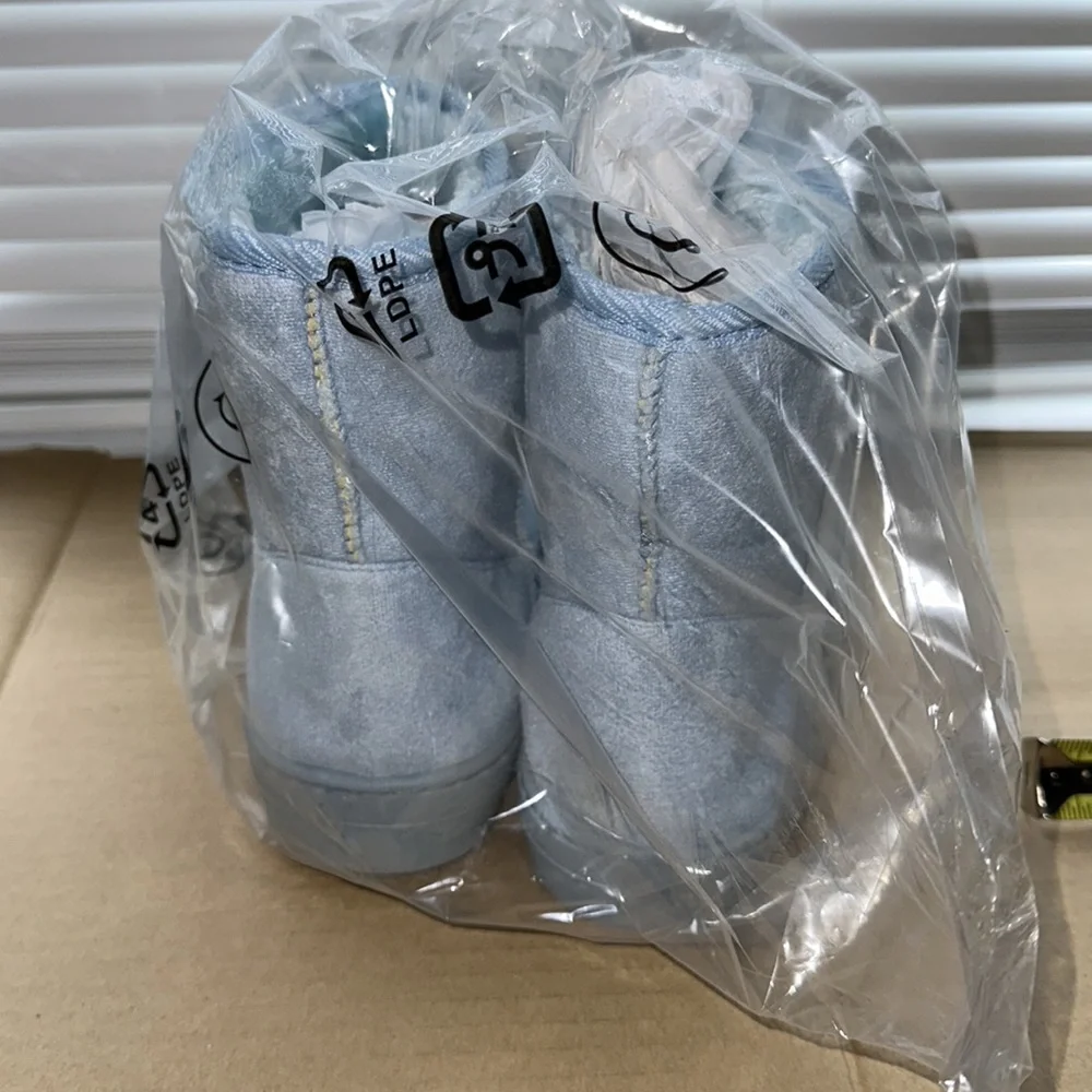 Light Blue Snow Boots - Picture 3 of 5